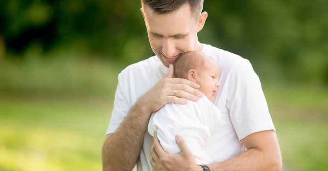 Parenthood and Back Pain: 5 Ways to Minimize Trouble image